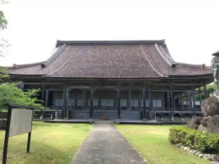 松岡寺の本殿・本堂