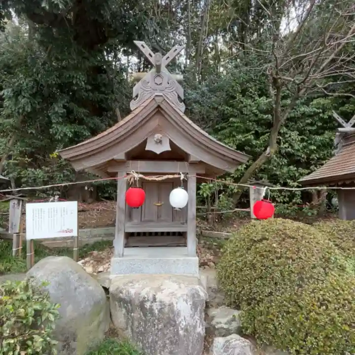 出雲大社相模分祠の{uncategorized: "未分類", other: "その他", undefined: "問題あり", building: "その他建物", grave: "お墓", sacred_gate: "鳥居", guardian: "狛犬", statue: "像", buddha: "仏像", history: "歴史", nature: "自然", garden: "庭園", animal: "動物", pagoda: "塔", temizu: "手水舎", mountain_gate: "山門・神門", sanctuary: "本殿・本堂", subordinate: "末社・摂社", art: "芸術", scenery: "景色", jizo: "地蔵", ema: "絵馬", goshuin: "御朱印", omikuji: "おみくじ", items: "授与品その他", amulet: "お守り", goshuincho: "御朱印帳", eats: "食事", festival: "お祭り", votive_dance: "神楽", shichigosan: "七五三参", wedding: "結婚式", experience: "体験その他", initially: "初詣", around: "周辺", anti_infection: "感染症対策"}