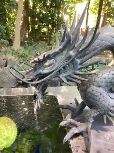 東海市熊野神社の手水舎