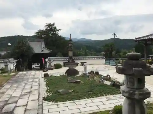 天猷寺の庭園