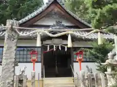 稲荷神社の本殿