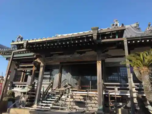 長光寺の本殿・本堂