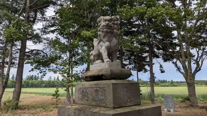 出雲神社の狛犬