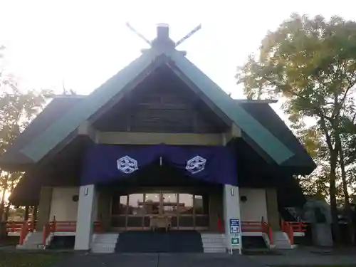 鳥取神社の本殿