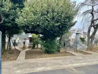 領玄寺の{uncategorized: "未分類", other: "その他", undefined: "問題あり", building: "その他建物", grave: "お墓", sacred_gate: "鳥居", guardian: "狛犬", statue: "像", buddha: "仏像", history: "歴史", nature: "自然", garden: "庭園", animal: "動物", pagoda: "塔", temizu: "手水舎", mountain_gate: "山門・神門", sanctuary: "本殿・本堂", subordinate: "末社・摂社", art: "芸術", scenery: "景色", jizo: "地蔵", ema: "絵馬", goshuin: "御朱印", omikuji: "おみくじ", items: "授与品その他", amulet: "お守り", goshuincho: "御朱印帳", eats: "食事", festival: "お祭り", votive_dance: "神楽", shichigosan: "七五三参", wedding: "結婚式", experience: "体験その他", initially: "初詣", around: "周辺", anti_infection: "感染症対策"}