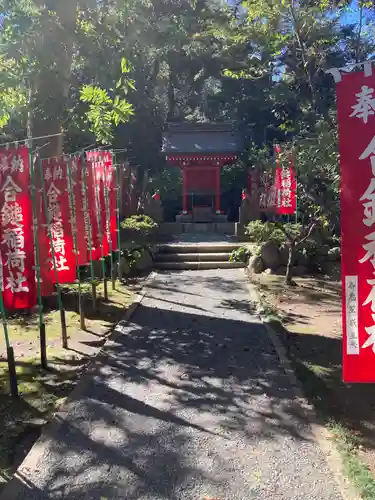 葛原岡神社の末社・摂社