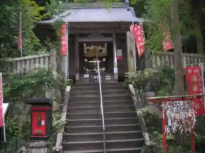 涌釜神社の本殿・本堂