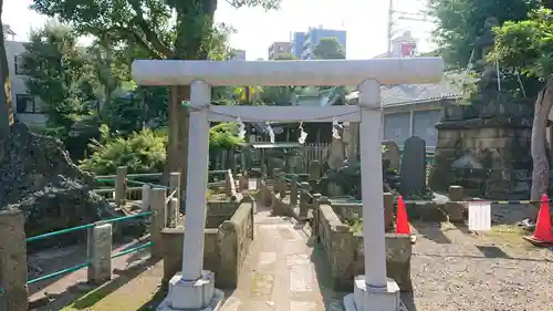 鮫州八幡神社の鳥居