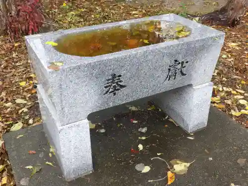 東裏神社の手水舎