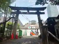 西久保八幡神社の鳥居