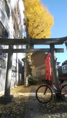 五郎久保稲荷神社の鳥居