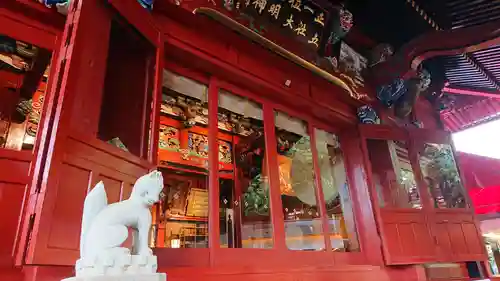 冠稲荷神社の本殿・本堂