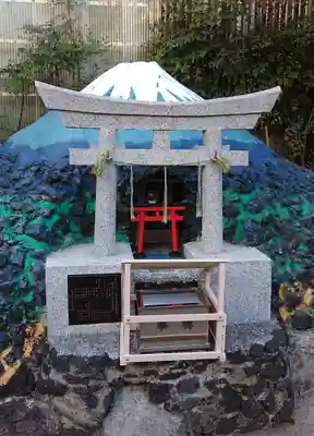 京濱伏見稲荷神社の末社・摂社