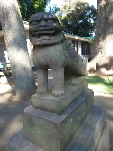 西堀 氷川神社の狛犬