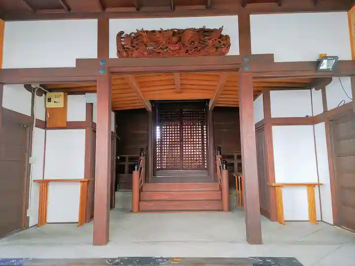 西八幡社の本殿・本堂