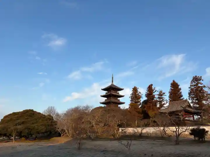 備中國分寺の{uncategorized: "未分類", other: "その他", undefined: "問題あり", building: "その他建物", grave: "お墓", sacred_gate: "鳥居", guardian: "狛犬", statue: "像", buddha: "仏像", history: "歴史", nature: "自然", garden: "庭園", animal: "動物", pagoda: "塔", temizu: "手水舎", mountain_gate: "山門・神門", sanctuary: "本殿・本堂", subordinate: "末社・摂社", art: "芸術", scenery: "景色", jizo: "地蔵", ema: "絵馬", goshuin: "御朱印", omikuji: "おみくじ", items: "授与品その他", amulet: "お守り", goshuincho: "御朱印帳", eats: "食事", festival: "お祭り", votive_dance: "神楽", shichigosan: "七五三参", wedding: "結婚式", experience: "体験その他", initially: "初詣", around: "周辺", anti_infection: "感染症対策"}