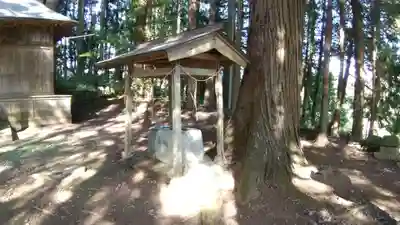 熊野三枝祇神社の手水舎
