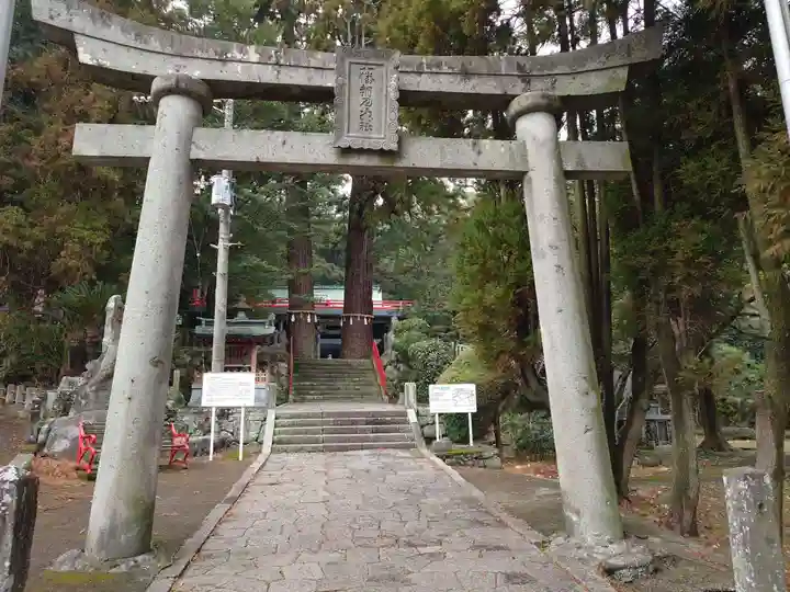 八幡朝見神社の鳥居