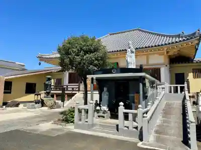 禅定院の{uncategorized: "未分類", other: "その他", undefined: "問題あり", building: "その他建物", grave: "お墓", sacred_gate: "鳥居", guardian: "狛犬", statue: "像", buddha: "仏像", history: "歴史", nature: "自然", garden: "庭園", animal: "動物", pagoda: "塔", temizu: "手水舎", mountain_gate: "山門・神門", sanctuary: "本殿・本堂", subordinate: "末社・摂社", art: "芸術", scenery: "景色", jizo: "地蔵", ema: "絵馬", goshuin: "御朱印", omikuji: "おみくじ", items: "授与品その他", amulet: "お守り", goshuincho: "御朱印帳", eats: "食事", festival: "お祭り", votive_dance: "神楽", shichigosan: "七五三参", wedding: "結婚式", experience: "体験その他", initially: "初詣", around: "周辺", anti_infection: "感染症対策"}
