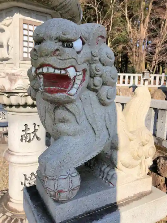 伊波乃西神社の狛犬