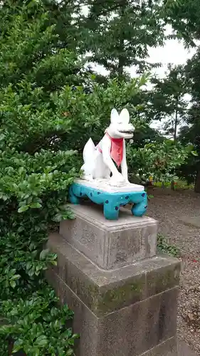 東本庄稲荷神社の狛犬