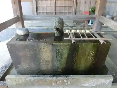 毘沙門堂門跡の手水舎