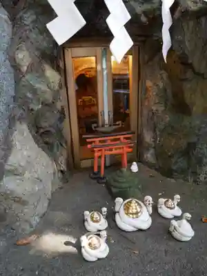 葛西神社の末社・摂社