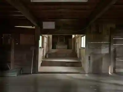 八幡神社の本殿・本堂