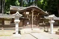 鏡神社の本殿