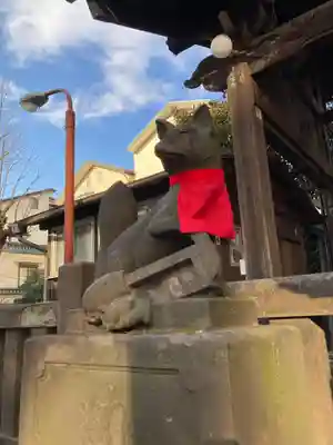 被官稲荷神社の狛犬