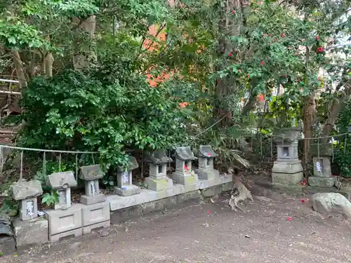 八幡神社の末社