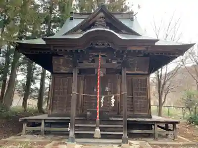 諏訪神社の本殿・本堂