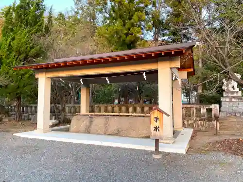 山梨縣護國神社の手水舎