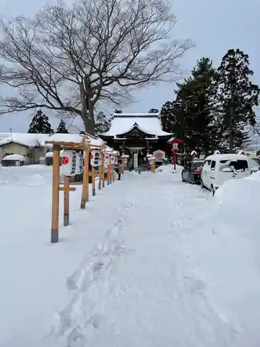 鶴田八幡宮の本殿