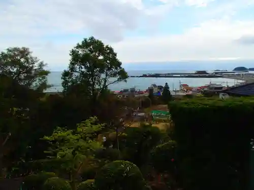 熊野荒坂津神社の景色