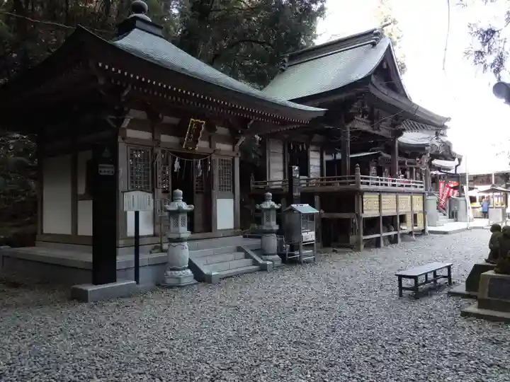 持寳院(多氣山不動尊)の本殿・本堂