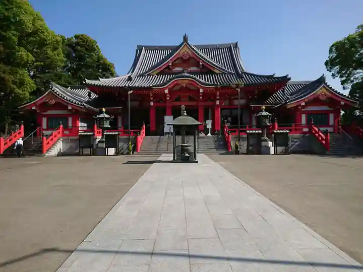 甚目寺の本殿・本堂