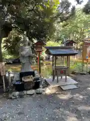 平塚八幡宮の像