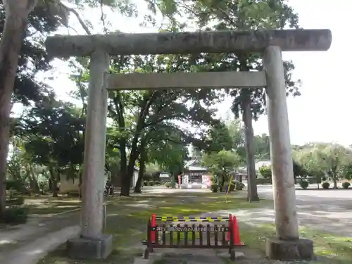 八街神社の鳥居