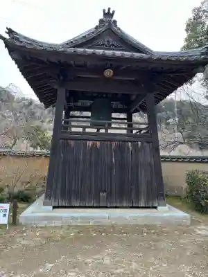 功山寺の{uncategorized: "未分類", other: "その他", undefined: "問題あり", building: "その他建物", grave: "お墓", sacred_gate: "鳥居", guardian: "狛犬", statue: "像", buddha: "仏像", history: "歴史", nature: "自然", garden: "庭園", animal: "動物", pagoda: "塔", temizu: "手水舎", mountain_gate: "山門・神門", sanctuary: "本殿・本堂", subordinate: "末社・摂社", art: "芸術", scenery: "景色", jizo: "地蔵", ema: "絵馬", goshuin: "御朱印", omikuji: "おみくじ", items: "授与品その他", amulet: "お守り", goshuincho: "御朱印帳", eats: "食事", festival: "お祭り", votive_dance: "神楽", shichigosan: "七五三参", wedding: "結婚式", experience: "体験その他", initially: "初詣", around: "周辺", anti_infection: "感染症対策"}