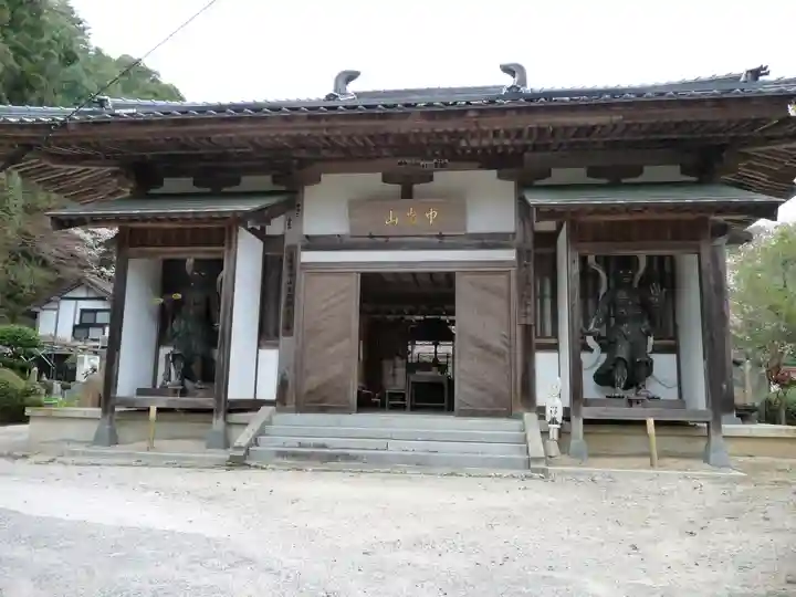 峯寺の本殿・本堂