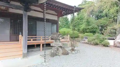 本郷寺の本殿・本堂