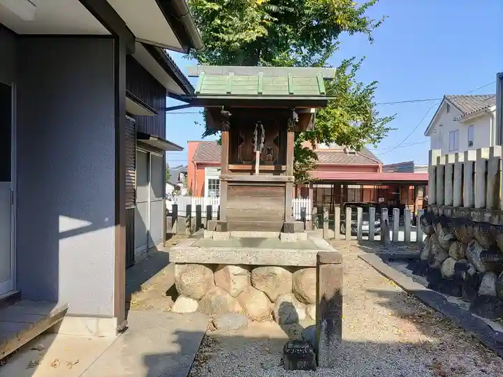 八剣社の末社・摂社