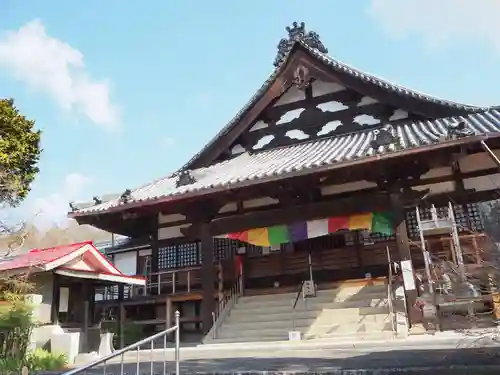 遍照寺法界院の本殿