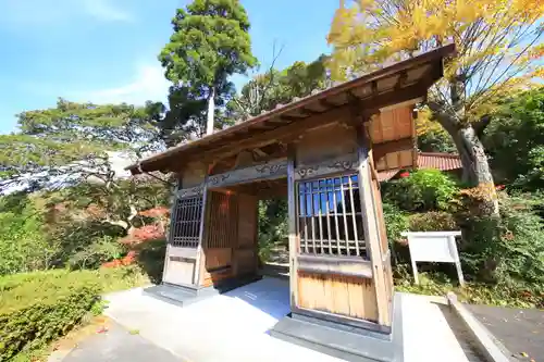 岩屋寺の山門・神門