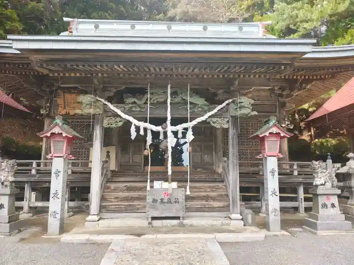 山田八幡宮の{uncategorized: "未分類", other: "その他", undefined: "問題あり", building: "その他建物", grave: "お墓", sacred_gate: "鳥居", guardian: "狛犬", statue: "像", buddha: "仏像", history: "歴史", nature: "自然", garden: "庭園", animal: "動物", pagoda: "塔", temizu: "手水舎", mountain_gate: "山門・神門", sanctuary: "本殿・本堂", subordinate: "末社・摂社", art: "芸術", scenery: "景色", jizo: "地蔵", ema: "絵馬", goshuin: "御朱印", omikuji: "おみくじ", items: "授与品その他", amulet: "お守り", goshuincho: "御朱印帳", eats: "食事", festival: "お祭り", votive_dance: "神楽", shichigosan: "七五三参", wedding: "結婚式", experience: "体験その他", initially: "初詣", around: "周辺", anti_infection: "感染症対策"}