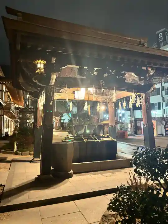 櫛田神社の{uncategorized: "未分類", other: "その他", undefined: "問題あり", building: "その他建物", grave: "お墓", sacred_gate: "鳥居", guardian: "狛犬", statue: "像", buddha: "仏像", history: "歴史", nature: "自然", garden: "庭園", animal: "動物", pagoda: "塔", temizu: "手水舎", mountain_gate: "山門・神門", sanctuary: "本殿・本堂", subordinate: "末社・摂社", art: "芸術", scenery: "景色", jizo: "地蔵", ema: "絵馬", goshuin: "御朱印", omikuji: "おみくじ", items: "授与品その他", amulet: "お守り", goshuincho: "御朱印帳", eats: "食事", festival: "お祭り", votive_dance: "神楽", shichigosan: "七五三参", wedding: "結婚式", experience: "体験その他", initially: "初詣", around: "周辺", anti_infection: "感染症対策"}