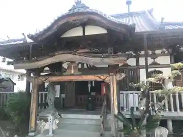 極楽寺の本殿・本堂