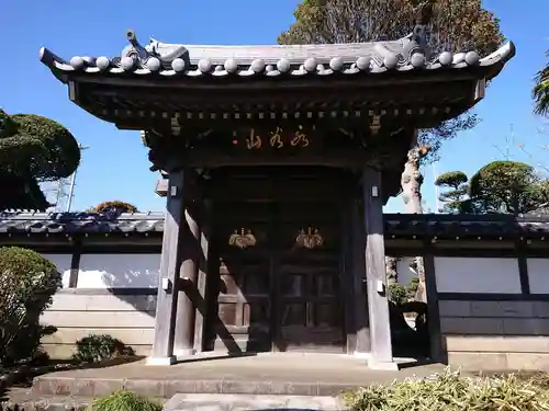 長昌寺の山門