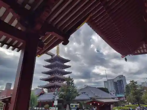 浅草寺の景色